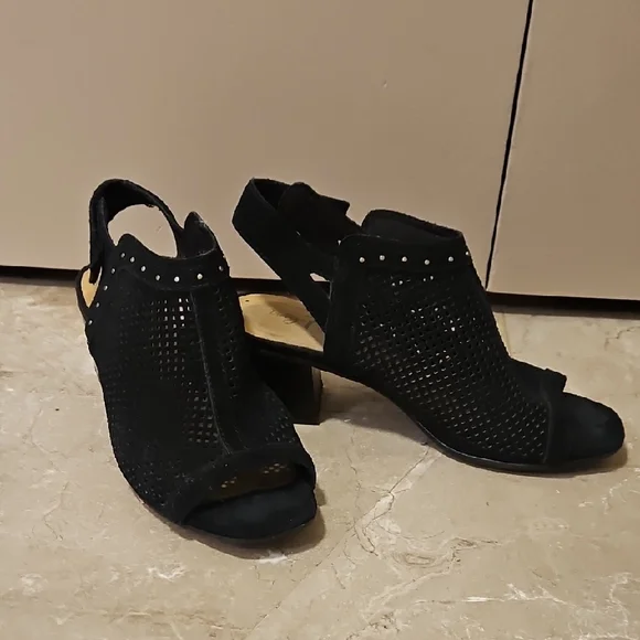 Elegant Black Women's Sandals with Mesh Design - Picture 1 of 1